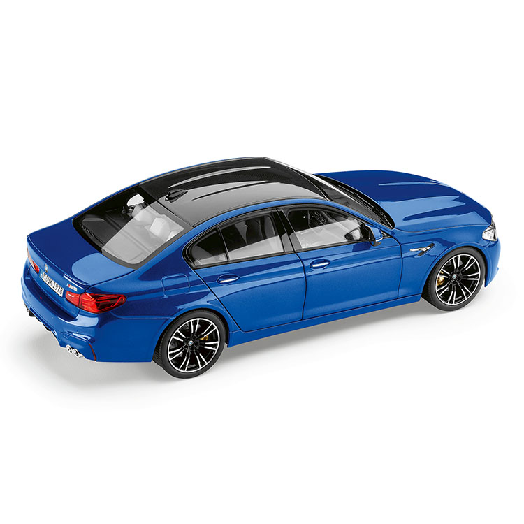 Модель автомобиля BMW M5 (F90), Marina Bay Blue, 1:18