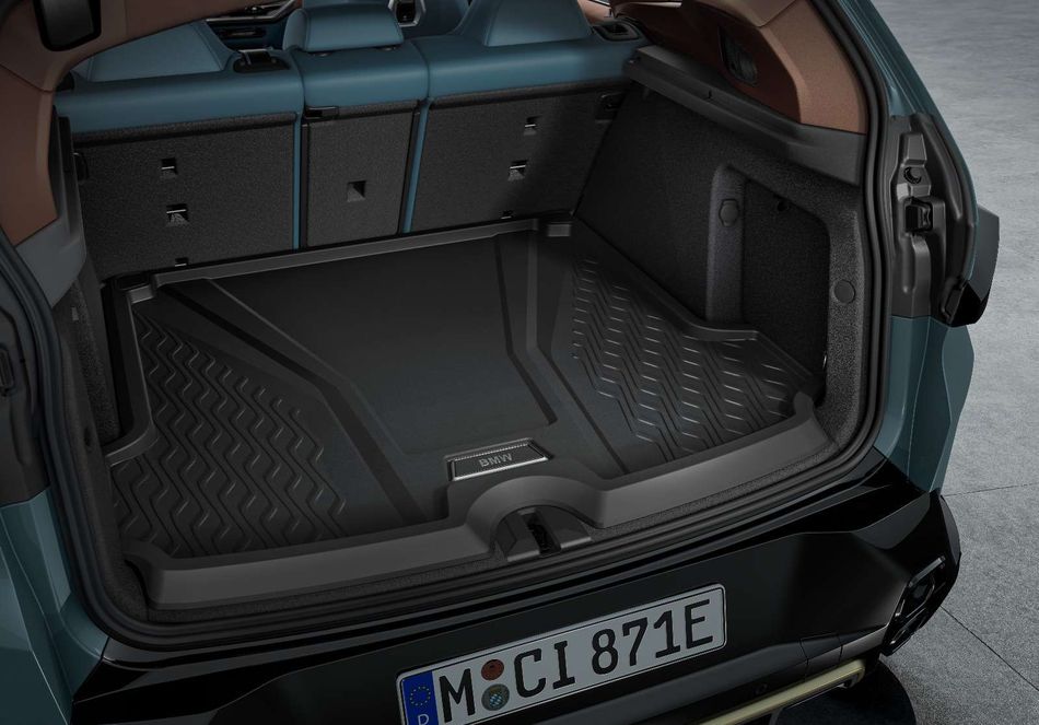 Резиновый коврик в багажник BMW XM G09